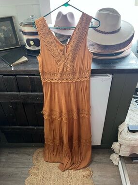 Bohemian Lace-Trim Maxi Dress in Brown